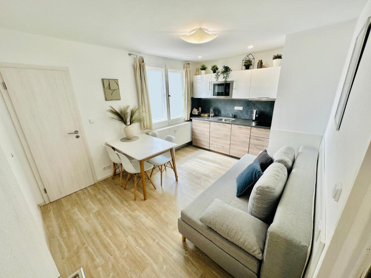 Beautiful Apartment Dlouha Прага Экстерьер фото